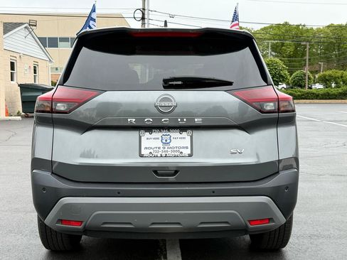 Used 2023 Nissan Rogue SV FWD image 5
