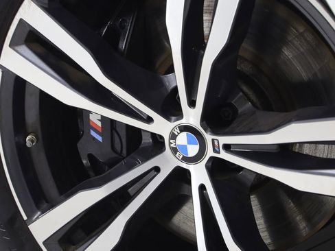 Used 2023 BMW X7 xDrive40i w/ M Sport Package image 19