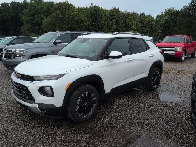 Used 2022 Chevrolet TrailBlazer LT FWD image 1