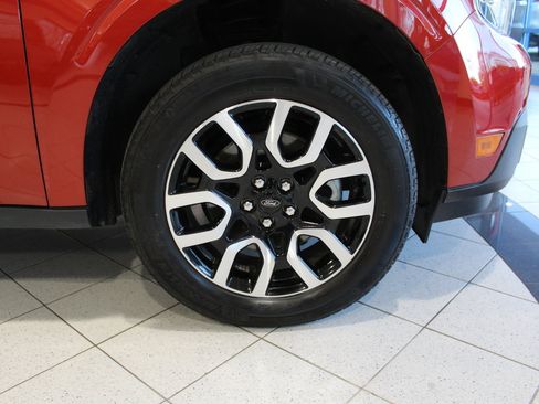 Used 2024 Ford Maverick Lariat w/ 4K Tow Package image 12