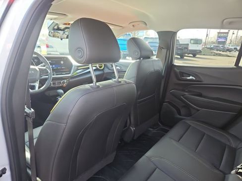 Used 2025 Chevrolet Trax ACTIV w/ Driver Confidence Package image 21