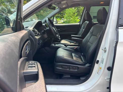 Used 2021 Honda Pilot Elite image 10
