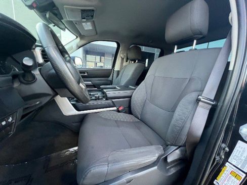 Used 2022 Toyota Tundra SR5 image 39