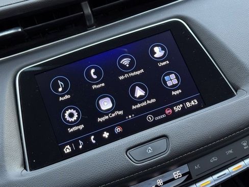 Used 2022 Cadillac XT4 Luxury w/ Cold Weather Package image 14