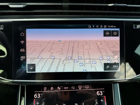 Used 2023 Audi SQ8 Prestige image 28