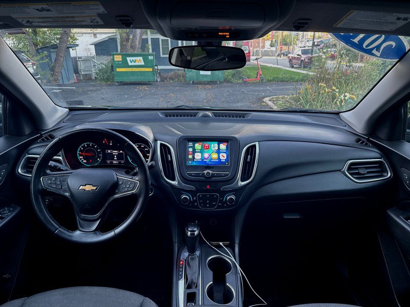 Used 2018 Chevrolet Equinox LT FWD image 17