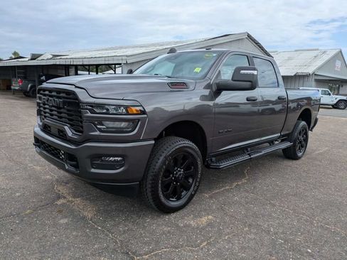 Used 2025 RAM 2500 Big Horn AWD/4WD image 8