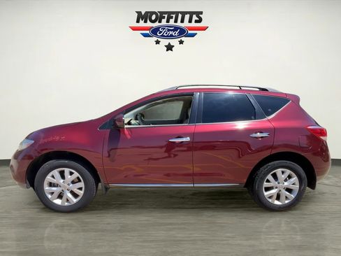 Used 2011 Nissan Murano SV AWD/4WD image 2