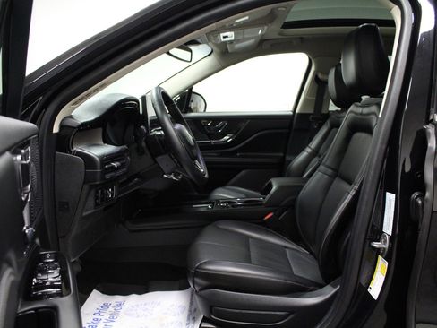 Used 2024 Lincoln Corsair Grand Touring image 12