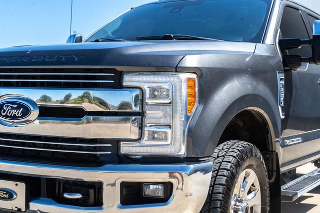 Used 2017 Ford F250 Lariat w/ Lariat Ultimate Package AWD/4WD image 15