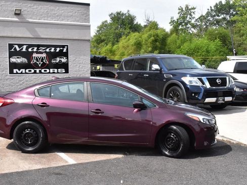 Used 2018 Kia Forte LX image 4