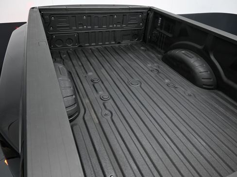 Used 2024 Ford F450 Platinum w/ FX4 Off-Road Package image 45