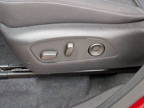 New 2026 Chevrolet Traverse LT w/ LPO, Floor Liner Package image 16