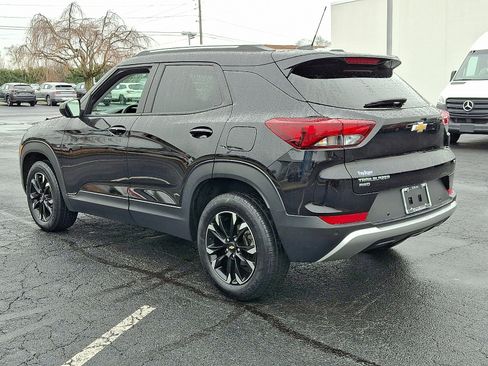 Used 2022 Chevrolet TrailBlazer LT w/ Driver Confidence Package image 4