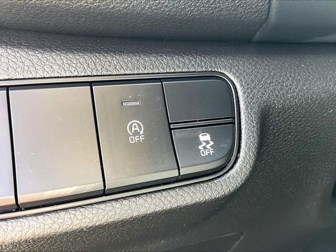 Certified 2024 Kia Seltos EX FWD image 32