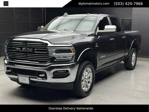 Used 2019 RAM 2500 Laramie image 1