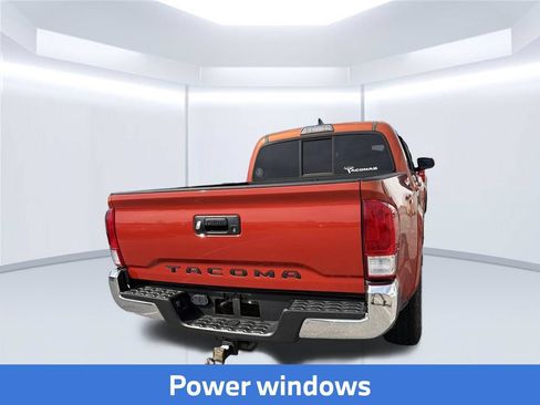 Used 2016 Toyota Tacoma SR5 w/ SR5 Appearance Package (SN) RWD image 14