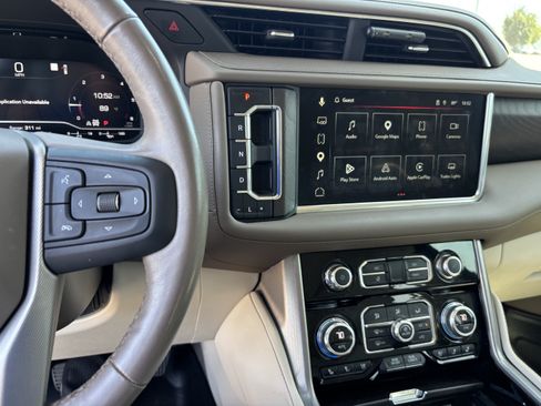 Used 2023 GMC Yukon XL Denali AWD/4WD image 31