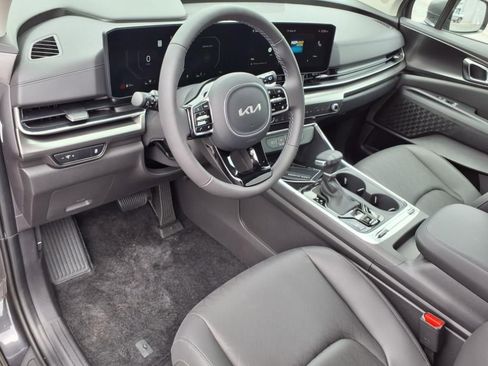 New 2026 Kia Carnival SX image 11