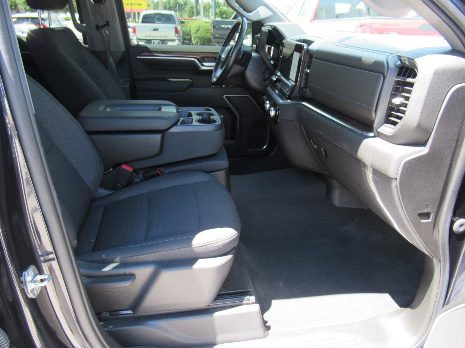 Used 2022 GMC Sierra 1500 Elevation AWD/4WD image 12