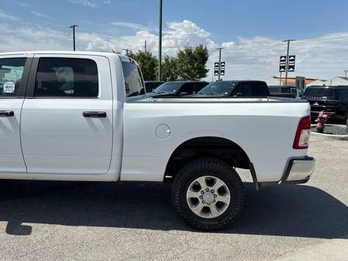 Used 2023 RAM 2500 Big Horn w/ Cold Weather Group AWD/4WD image 14