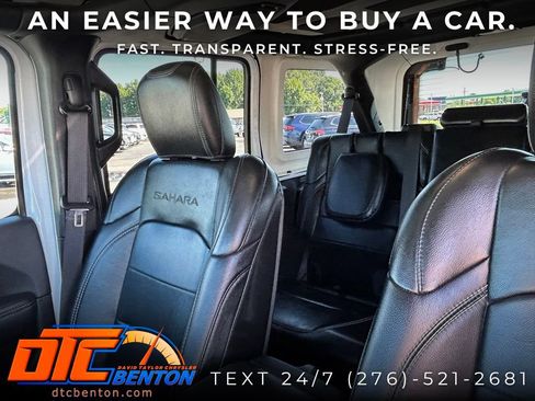 Used 2022 Jeep Wrangler Unlimited Sahara w/ Cold Weather Group AWD/4WD image 12