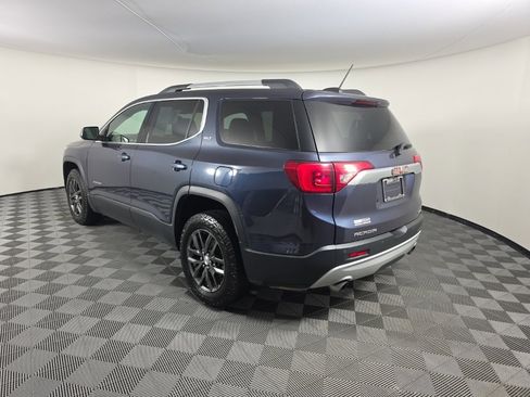 Used 2019 GMC Acadia SLT image 3
