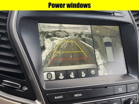 Used 2018 Hyundai Santa Fe Limited image 17