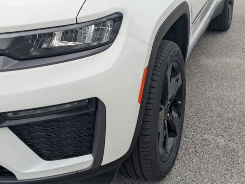 New 2026 Jeep Grand Cherokee Limited w/ Limited Altitude Package image 10