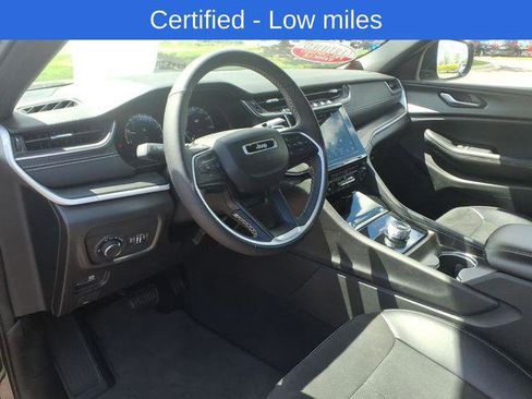 Certified 2024 Jeep Grand Cherokee L Laredo AWD/4WD image 7
