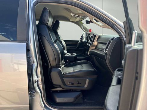 Used 2024 RAM 2500 Laramie w/ Safety Group AWD/4WD image 17