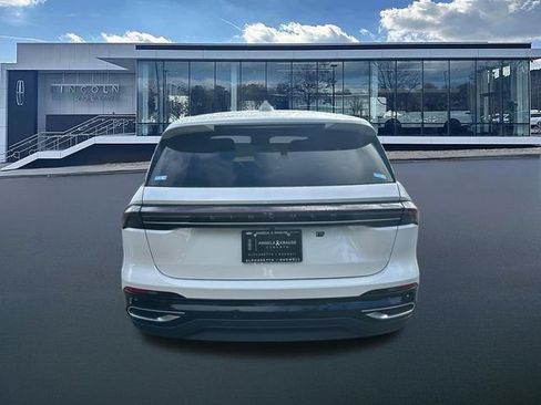 New 2026 Lincoln Nautilus Premier w/ Equipment Group 102A AWD/4WD image 7