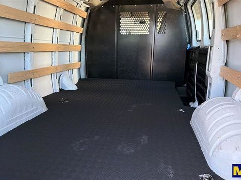 Used 2025 Chevrolet Express 2500 w/ Driver Convenience Package RWD image 16