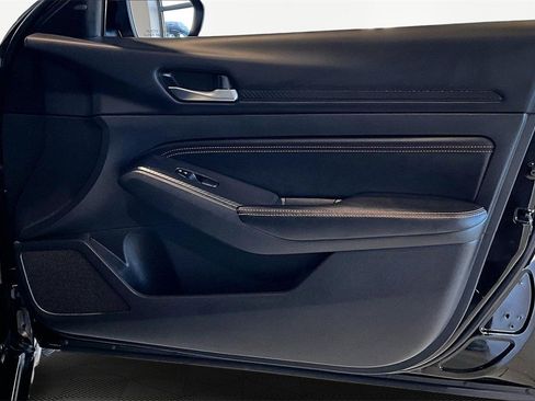 Used 2022 Nissan Altima 2.5 SR image 24