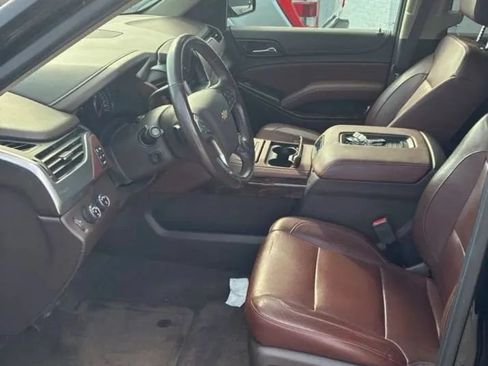 Used 2017 Chevrolet Tahoe Premier AWD/4WD image 10