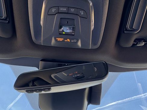 New 2026 Subaru Solterra Limited image 17