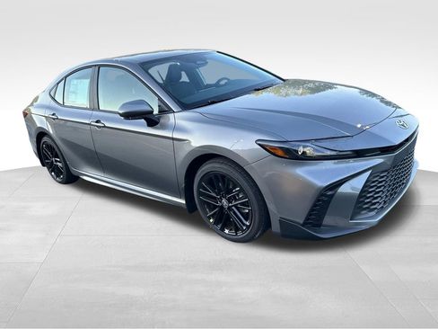 New 2026 Toyota Camry SE FWD image 7