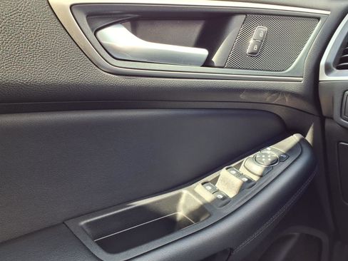 Used 2024 Ford Edge SEL w/ Convenience Package image 19