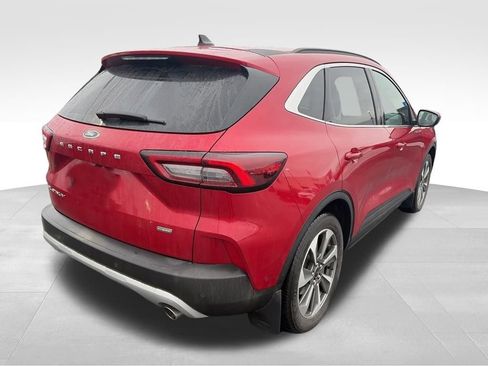 Used 2023 Ford Escape Platinum w/ Premium Technology Package image 7