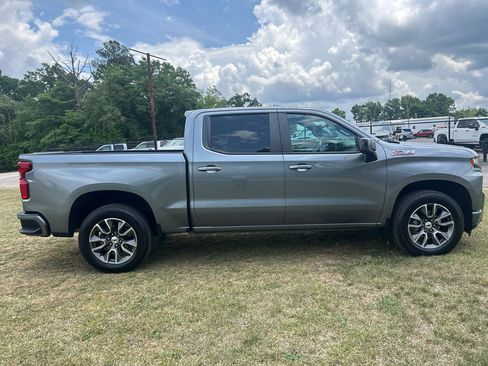 Used 2020 Chevrolet Silverado 1500 RST AWD/4WD image 9
