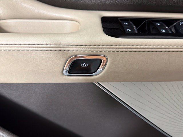 Used 2023 Lincoln Aviator Reserve w/ Equipment Group 201A AWD/4WD image 15