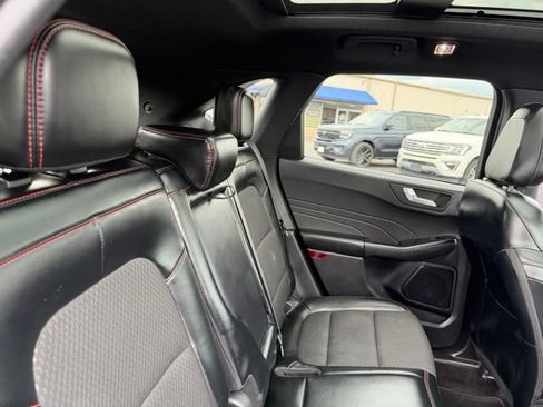 Used 2023 Ford Escape ST-Line Select w/ Tech Pack #2 AWD/4WD image 38