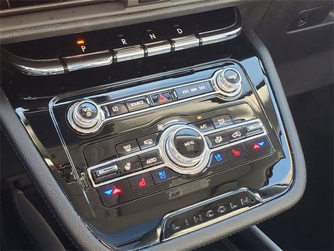 Used 2022 Lincoln Corsair Reserve w/ Equipment Group 201A image 24