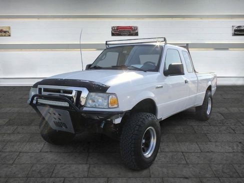 Used 2010 Ford Ranger XLT image 3