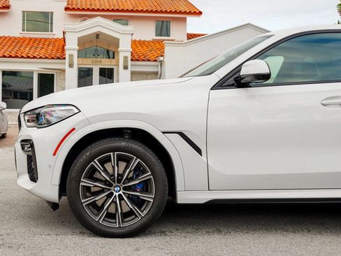 Used 2020 BMW X6 M50i w/ Executive Package image 4