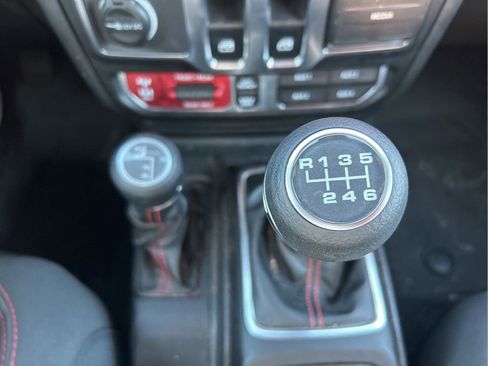 Used 2023 Jeep Wrangler Rubicon w/ Steel Bumper Group image 17