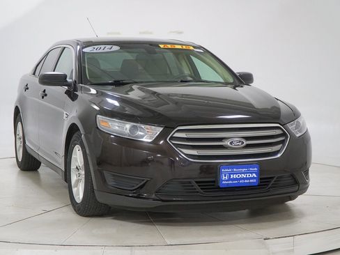 Used 2014 Ford Taurus SE FWD image 14