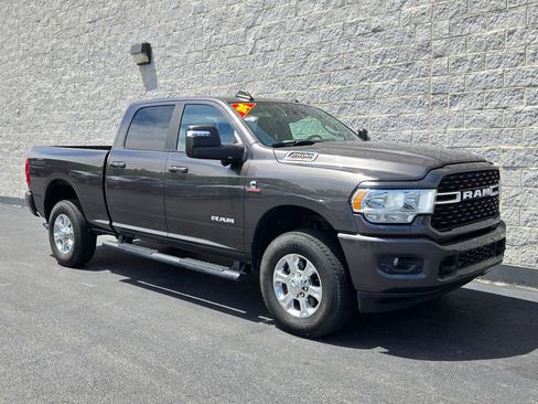 Used 2024 RAM 2500 Big Horn w/ Safety Group AWD/4WD image 7