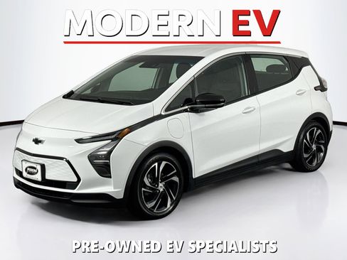 Used 2023 Chevrolet Bolt LT w/ Infotainment Package image 1