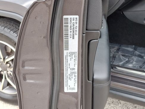 Certified 2021 Jeep Grand Cherokee Limited AWD/4WD image 26